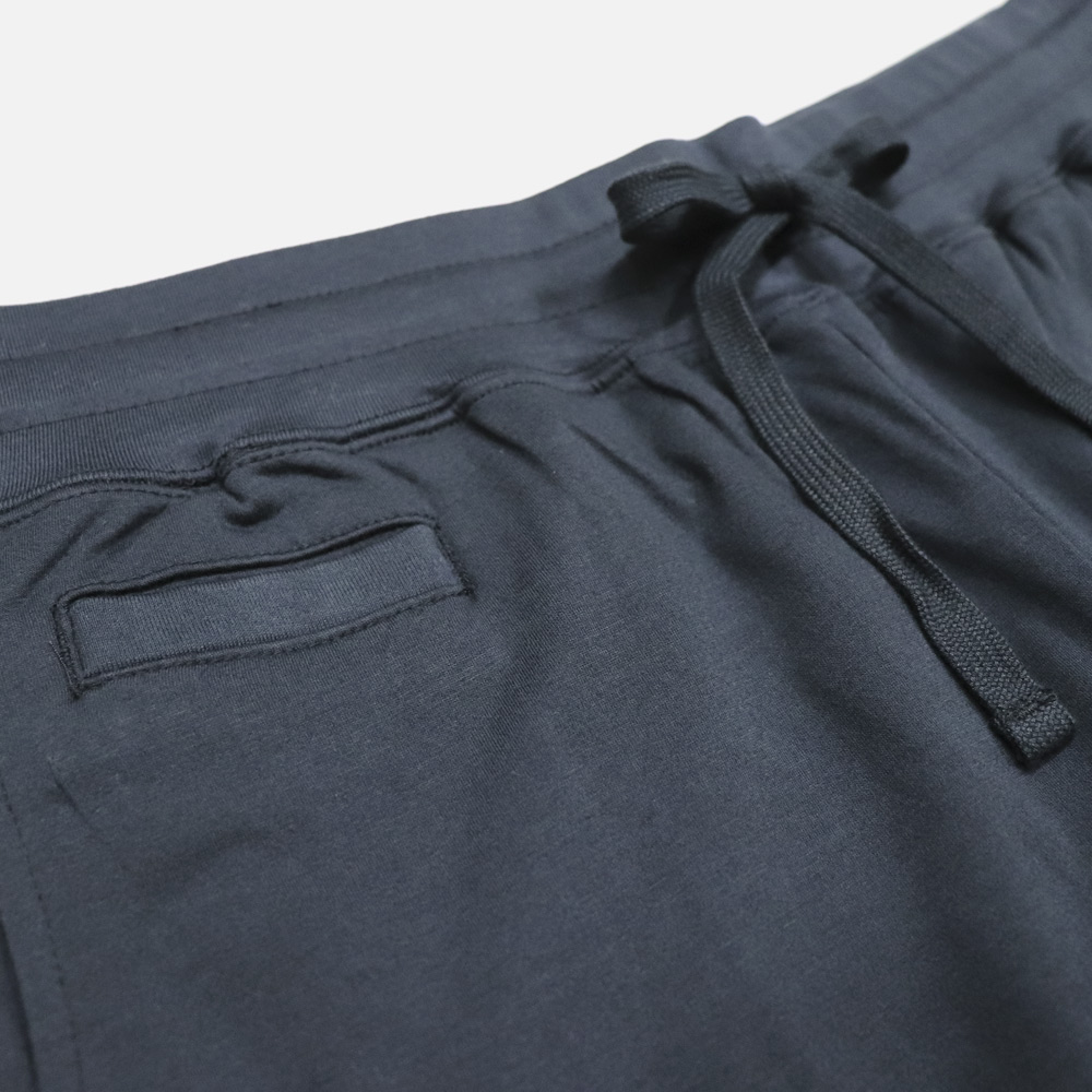 三越伊勢丹オンラインストア限定 Easy Pant 販売中！